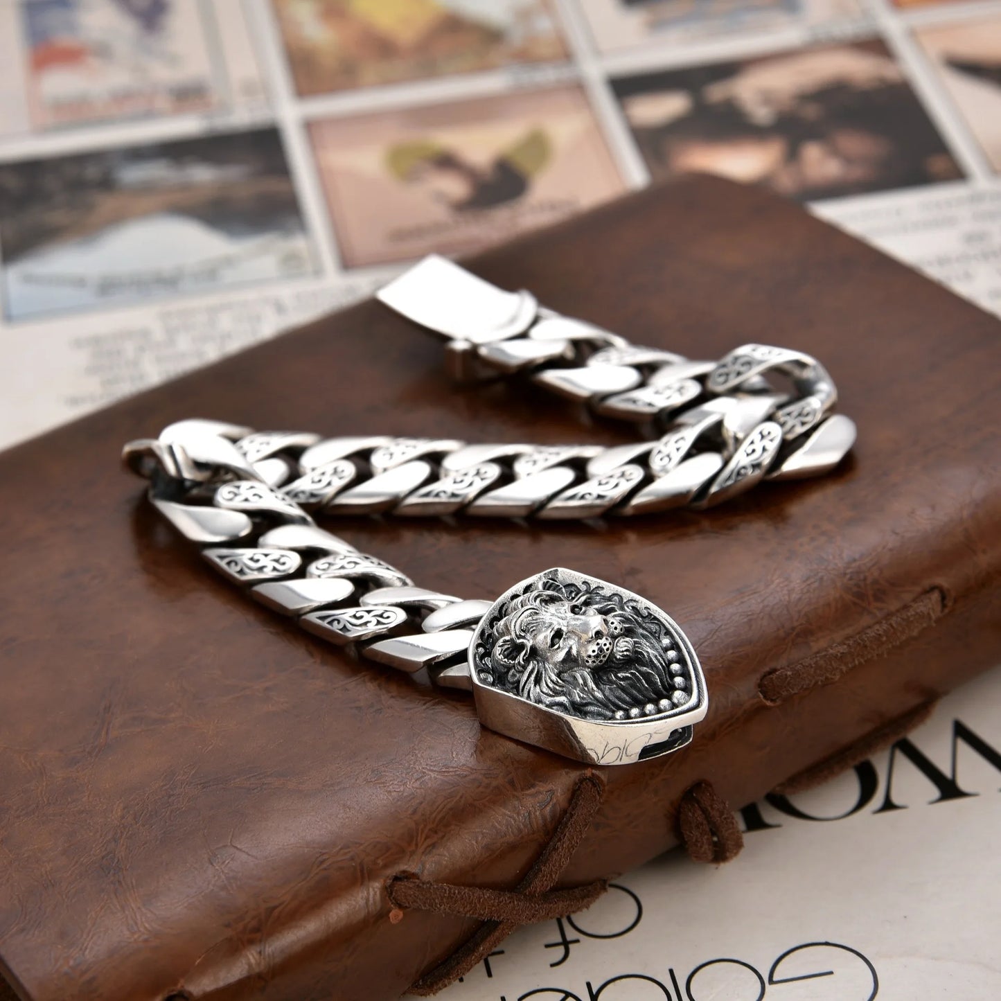 Pulsera León Imperial en Plata 925 Maciza – Diseño Tank Retro de Lujo